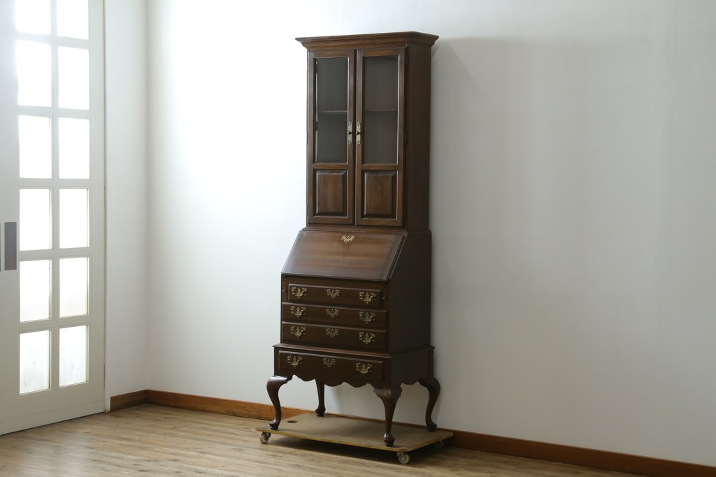 中古　ETHAN ALLEN(イーセンアーレン)　猫脚デザインのビューローブックケース　(R-085458)