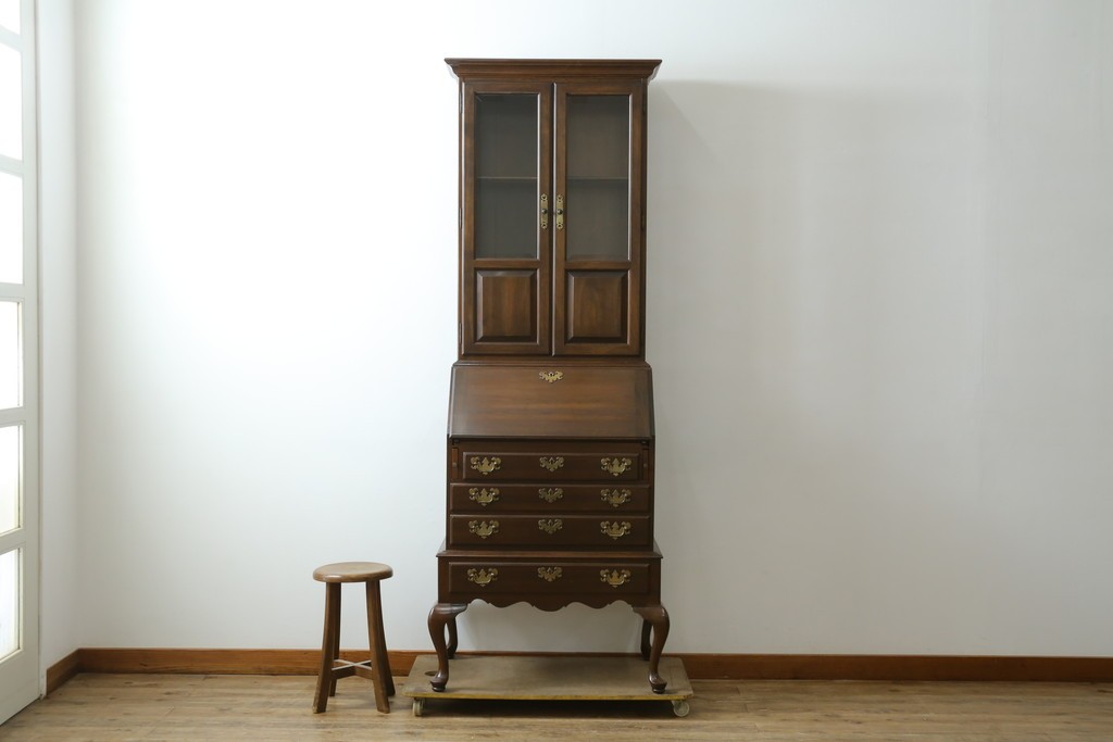 中古　ETHAN ALLEN(イーセンアーレン)　猫脚デザインのビューローブックケース　(R-085458)