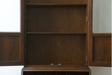 中古　ETHAN ALLEN(イーセンアーレン)　猫脚デザインのビューローブックケース　(R-085458)