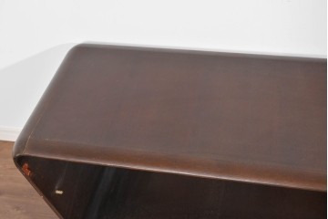 和製ヴィンテージ　希少デザイン　滑らかな曲線フォルムが目を引くローボード　(R-085459)