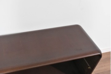 和製ヴィンテージ　希少デザイン　滑らかな曲線フォルムが目を引くローボード　(R-085459)