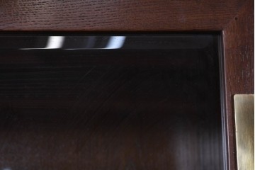 中古　カリモク　domani(ドマーニ)　Morganton(モーガントン)　真鍮金具とガラス扉のキャビネット　定価約70万円　(R-085460)