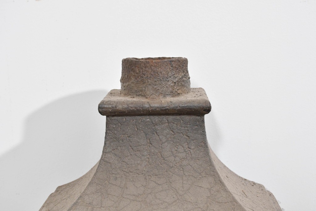 アメリカアンティーク　鋳物　無骨な味わいがある鉄製建築装飾部材(土台)2個セット　(R-085463)