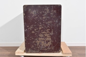 イギリスアンティーク　Bent Steel Safe(ベント・スティール・セーフ)　Withy Grove Stores Ltd(ウィジーグローブ・ストアーズ)　エンブレムが風格を添える重厚な金庫　(R-085464)