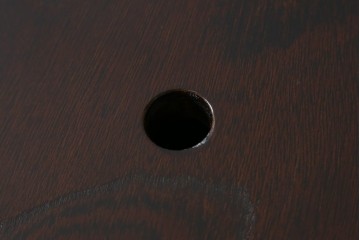 新古　未使用展示品　美品　展示品　筑後民芸　希少な廃番品　前面に収納スペースを備えた囲炉裏テーブル　(R-085466)