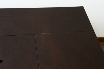 新古　未使用展示品　美品　展示品　筑後民芸　希少な廃番品　前面に収納スペースを備えた囲炉裏テーブル　(R-085466)