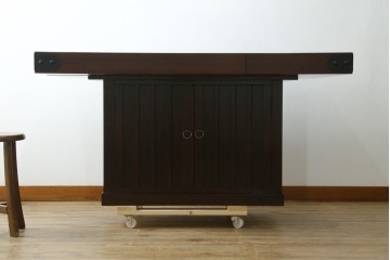 新古　未使用展示品　美品　展示品　筑後民芸　希少な廃番品　前面に収納スペースを備えた囲炉裏テーブル　(R-085466)