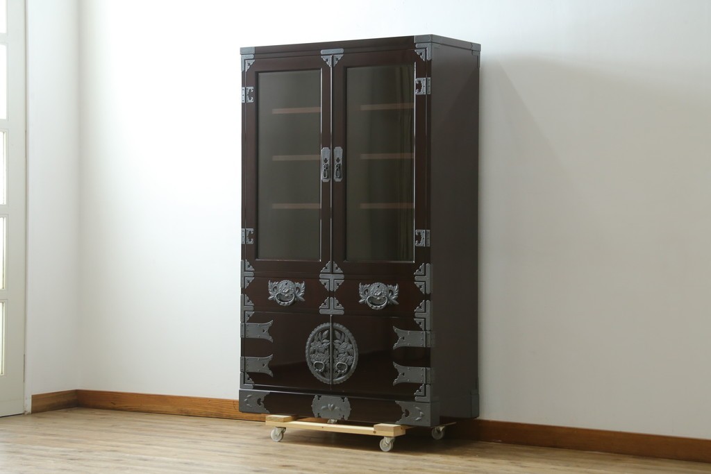 中古　美品　仙台民芸箪笥(仙台箪笥)　欅産業　木地呂塗り(漆塗り)の美しさが際立つキャビネット　定価約95万円　(R-085468)