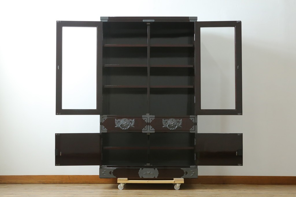 中古　美品　仙台民芸箪笥(仙台箪笥)　欅産業　木地呂塗り(漆塗り)の美しさが際立つキャビネット　定価約95万円　(R-085468)