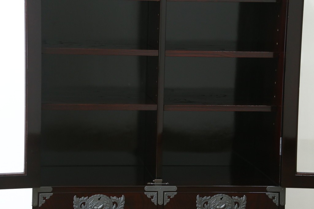 中古　美品　仙台民芸箪笥(仙台箪笥)　欅産業　木地呂塗り(漆塗り)の美しさが際立つキャビネット　定価約95万円　(R-085468)