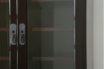 中古　美品　仙台民芸箪笥(仙台箪笥)　欅産業　木地呂塗り(漆塗り)の美しさが際立つキャビネット　定価約95万円　(R-085468)