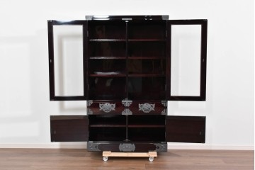 中古　美品　仙台民芸箪笥(仙台箪笥)　欅産業　木地呂塗り(漆塗り)の美しさが際立つキャビネット　定価約95万円相当　(R-085468)