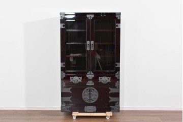 中古　美品　仙台民芸箪笥(仙台箪笥)　欅産業　木地呂塗り(漆塗り)の美しさが際立つキャビネット　定価約95万円相当　(R-085468)