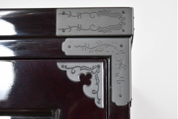 中古　美品　仙台民芸箪笥(仙台箪笥)　欅産業　木地呂塗り(漆塗り)の美しさが際立つキャビネット　定価約95万円相当　(R-085468)