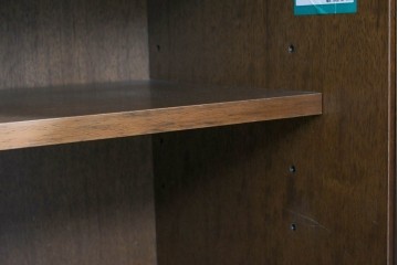 中古　美品　maruni(マルニ木工)　地中海ロイヤルシリーズ　飾棚80　ミラーバック×照明付きでコレクションを美しく魅せるキュリオケース　定価約55万円相当　(R-085469)