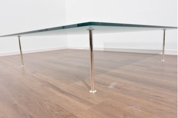 中古　美品　希少な廃番品　Cassina(カッシーナ)　SILVER TWIG(シルバートゥイッグ)　洗練された佇まいのガラスセンターテーブル　(R-085471)