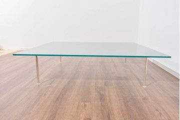 中古　美品　希少な廃番品　Cassina(カッシーナ)　SILVER TWIG(シルバートゥイッグ)　洗練された佇まいのガラスセンターテーブル　(R-085471)