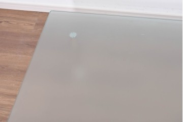 中古　美品　希少な廃番品　Cassina(カッシーナ)　SILVER TWIG(シルバートゥイッグ)　洗練された佇まいのガラスセンターテーブル　(R-085471)