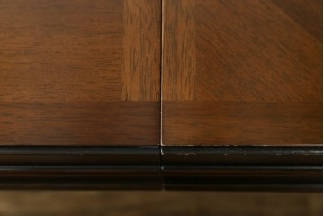 中古　美品　maruni(マルニ木工)　地中海シリーズ　美しい木目が際立つクラシカルな意匠のエクステンションテーブル　(R-085474)