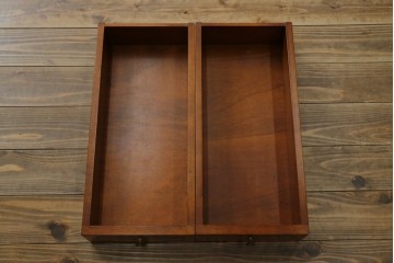 中古　イタリア製　引き出し式コレクションケース付きの象嵌入りローテーブル　(R-085476)