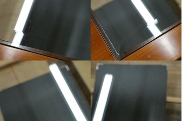 中古　イタリア製　引き出し式コレクションケース付きの象嵌入りローテーブル　(R-085476)