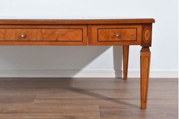 中古　イタリア製　引き出し式コレクションケース付きの象嵌入りローテーブル　(R-085476)