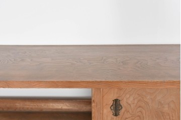 和製ヴィンテージ　大型サイズ　工芸品　真鍮金具付き　高級杉材を贅沢に使用した職人手作りの茶棚　(R-085478)