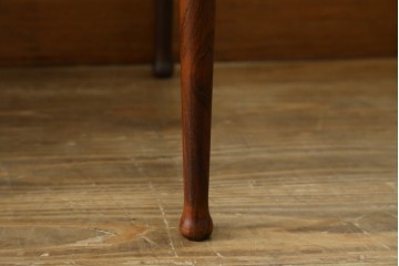 デンマークヴィンテージ　Mobel Intarsia(モーベルインタルシア)　ローズウッド材　木目が美しいネストテーブル　(R-085479)