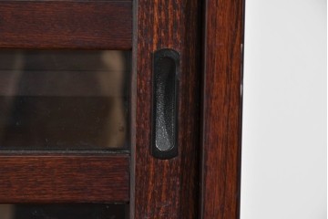 中古　美品　国産家具　欅(ケヤキ)材　金具の装飾が美しい3尺水屋箪笥　(R-085482)