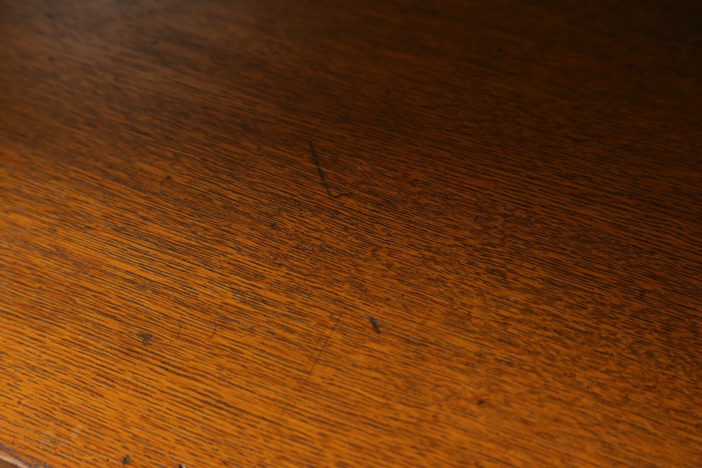 和製ヴィンテージ　オーク材　ミッドセンチュリー　木の温もりを感じられる北欧デザインの食器棚　(R-085483)