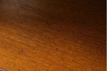 和製ヴィンテージ　オーク材　ミッドセンチュリー　木の温もりを感じられる北欧デザインの食器棚　(R-085483)