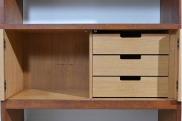 和製ヴィンテージ　オーク材　ミッドセンチュリー　木の温もりを感じられる北欧デザインのキャビネット　(R-085483)