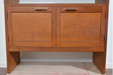 和製ヴィンテージ　オーク材　ミッドセンチュリー　木の温もりを感じられる北欧デザインのキャビネット　(R-085483)