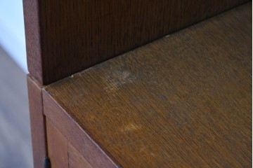 和製ヴィンテージ　オーク材　ミッドセンチュリー　木の温もりを感じられる北欧デザインのキャビネット　(R-085483)