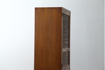 和製ヴィンテージ　オーク材　ルーバー扉がおしゃれな北欧デザインのキャビネット　(R-085484)