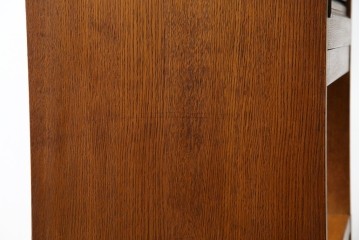 和製ヴィンテージ　オーク材　ルーバー扉がおしゃれな北欧デザインのキャビネット　(R-085484)