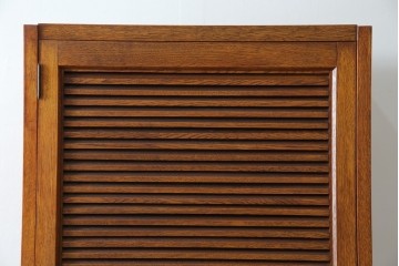 和製ヴィンテージ　オーク材　ルーバー扉がおしゃれな北欧デザインのキャビネット　(R-085484)