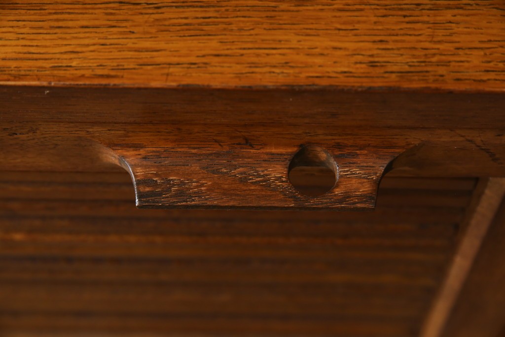 和製ヴィンテージ　オーク材　ルーバー扉がおしゃれな北欧デザインのキャビネット　(R-085484)