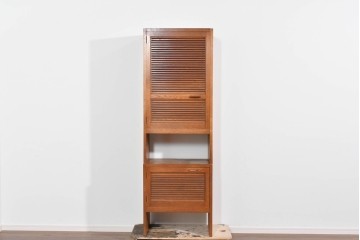 和製ヴィンテージ　オーク材　ルーバー扉がおしゃれな北欧デザインのキャビネット　(R-085484)