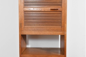 和製ヴィンテージ　オーク材　ルーバー扉がおしゃれな北欧デザインのキャビネット　(R-085484)