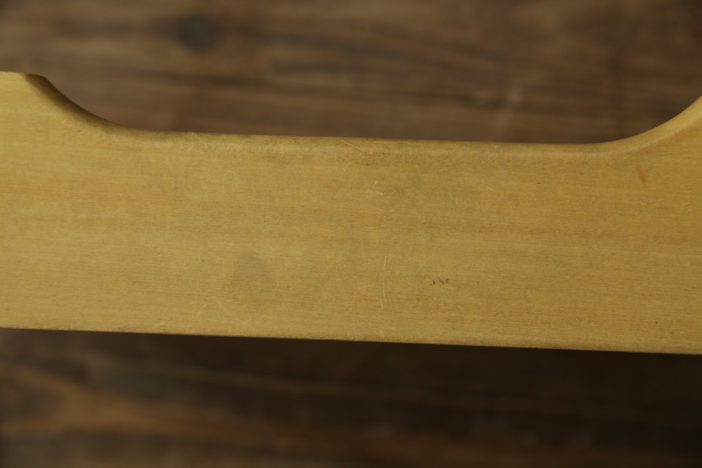 和製ヴィンテージ　オールドカリモク　角の取れたミッドセンチュリーデザインが目を引くモダンサイドボード　(R-085487)