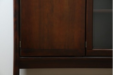 和製ヴィンテージ　オールドカリモク　角の取れたミッドセンチュリーデザインが目を引くモダンサイドボード　(R-085487)