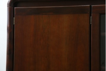 和製ヴィンテージ　オールドカリモク　角の取れたミッドセンチュリーデザインが目を引くモダンサイドボード　(R-085487)