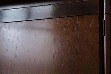 和製ヴィンテージ　オールドカリモク　角の取れたミッドセンチュリーデザインが目を引くモダンサイドボード　(R-085487)