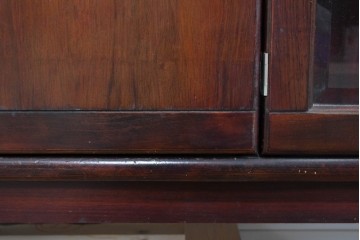 和製ヴィンテージ　オールドカリモク　角の取れたミッドセンチュリーデザインが目を引くモダンサイドボード　(R-085487)