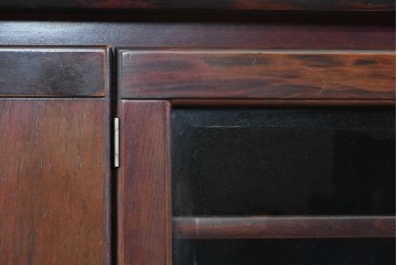 和製ヴィンテージ　オールドカリモク　角の取れたミッドセンチュリーデザインが目を引くモダンサイドボード　(R-085487)