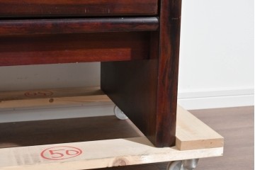 和製ヴィンテージ　オールドカリモク　角の取れたミッドセンチュリーデザインが目を引くモダンサイドボード　(R-085487)