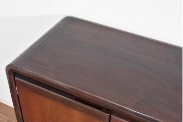 和製ヴィンテージ　オールドカリモク　角の取れたミッドセンチュリーデザインが目を引くモダンサイドボード　(R-085487)