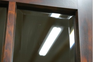 中古　美品　和光　北斗民芸　深みのある木の色合いにガラス扉が美しく映えるブックケース　(R-085490)