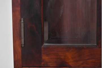 中古　美品　和光　北斗民芸　深みのある木の色合いにガラス扉が美しく映えるブックケース　(R-085490)